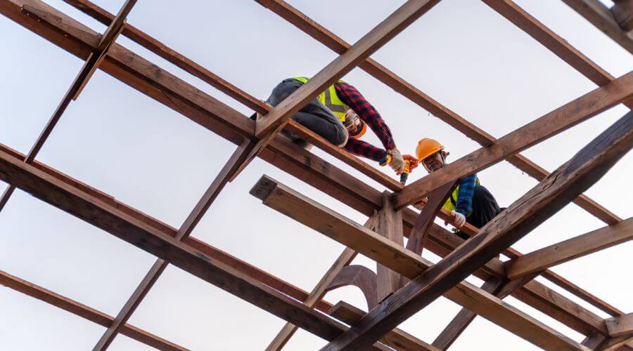 Professional residential roofers in Fellows, CA